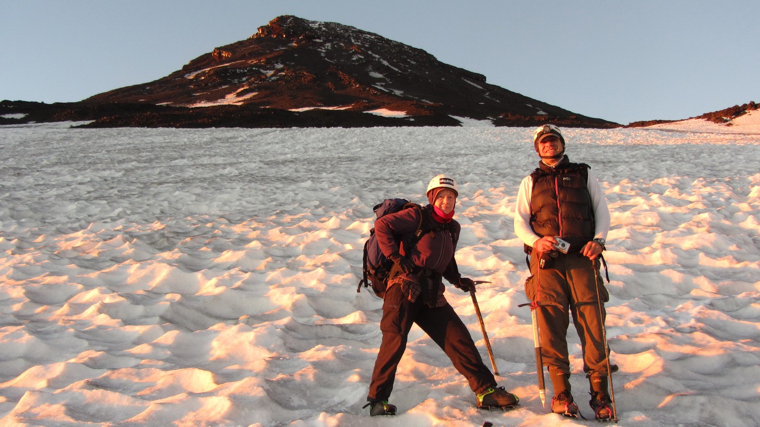 Marion and Leandro on the way to the summit of Volcan Lanin